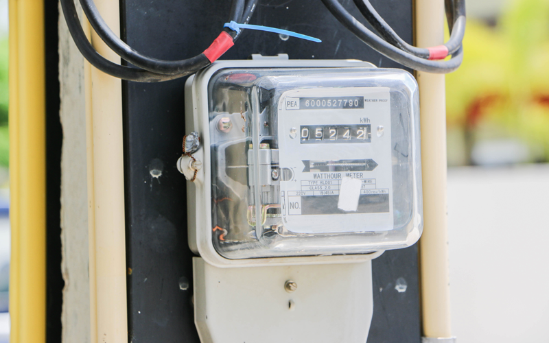Submeter installation