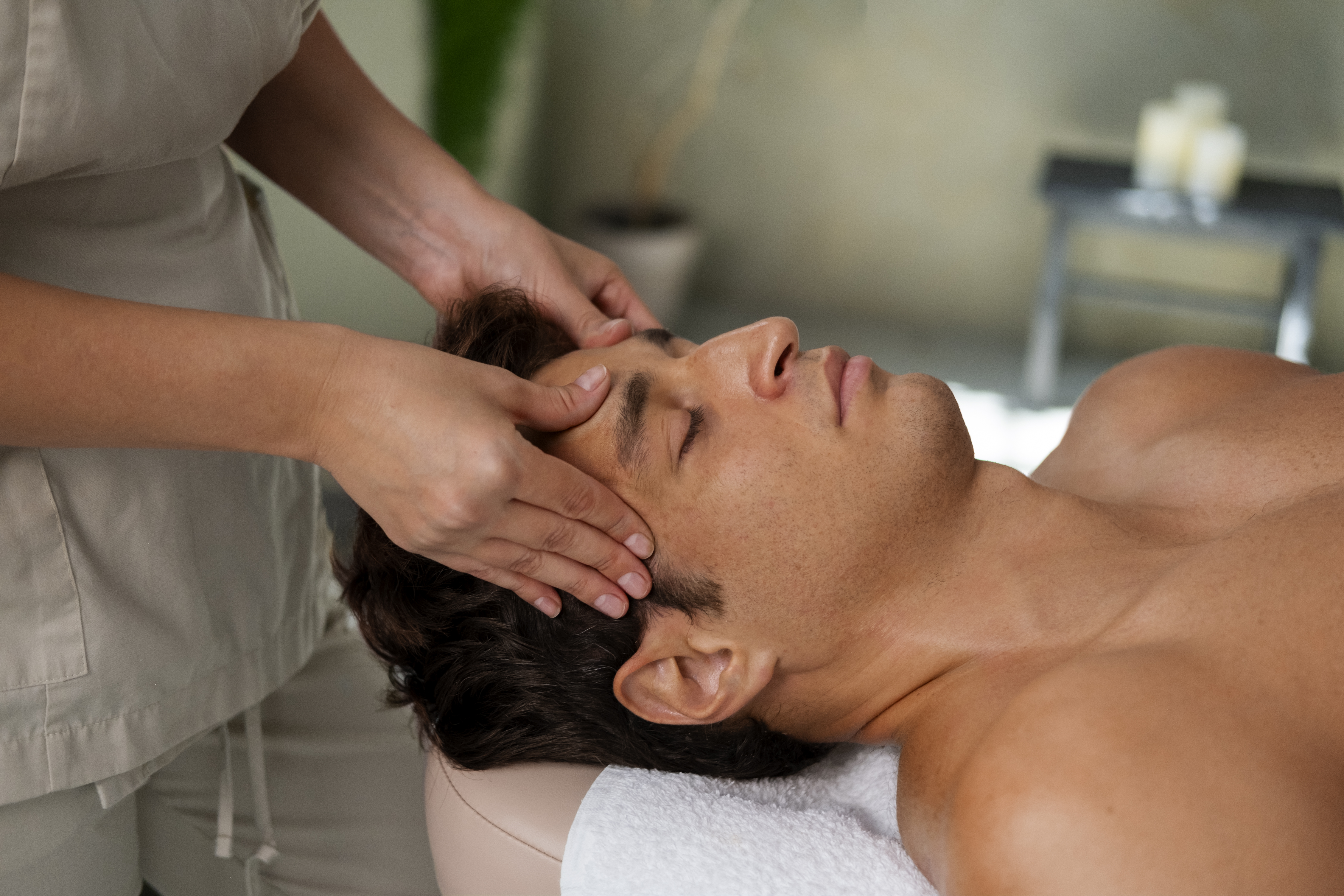 Ayurvedic neck & Shoulder Massage
